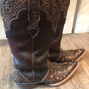 Ariat tooled leather Cowboy boots
